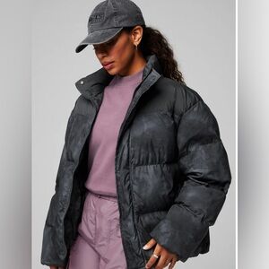 NWT Fabletics Essential Puffer